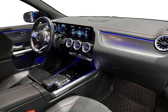 Mercedes-Benz EQA250 8 of 11
