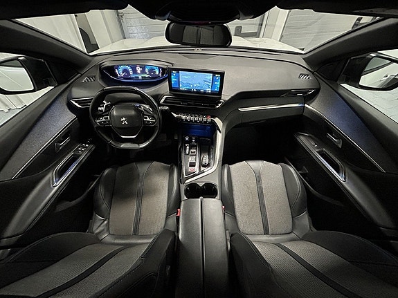 Peugeot 3008 9 of 18