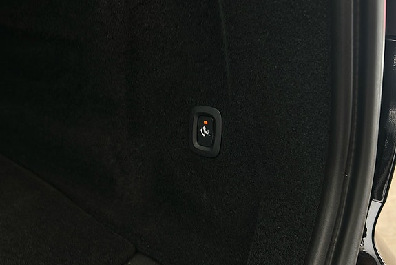 Volvo XC60 16 of 29