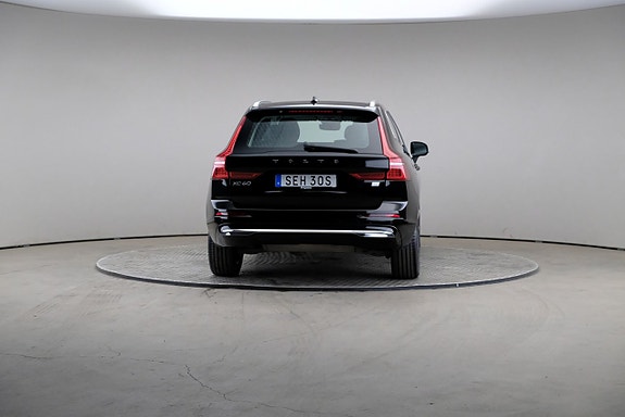 Volvo XC60 5 of 29