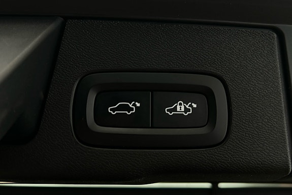 Volvo XC60 15 of 29