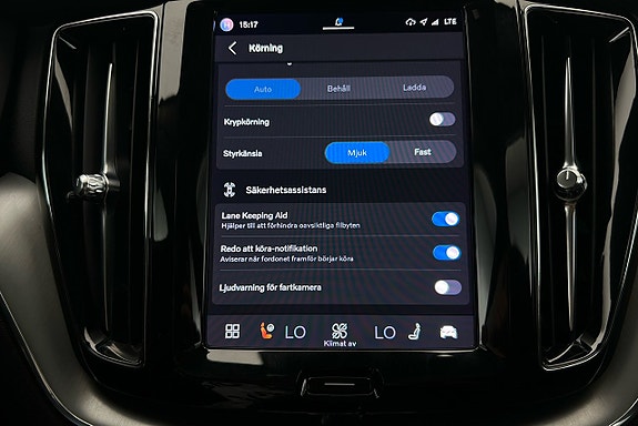 Volvo XC60 25 of 29
