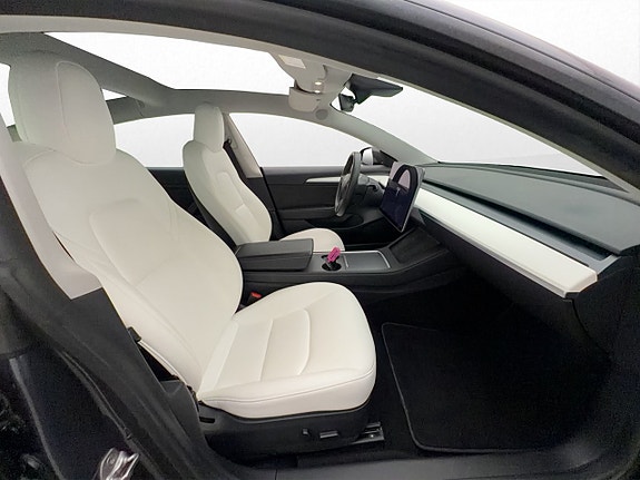 Tesla Model 3 15 of 30
