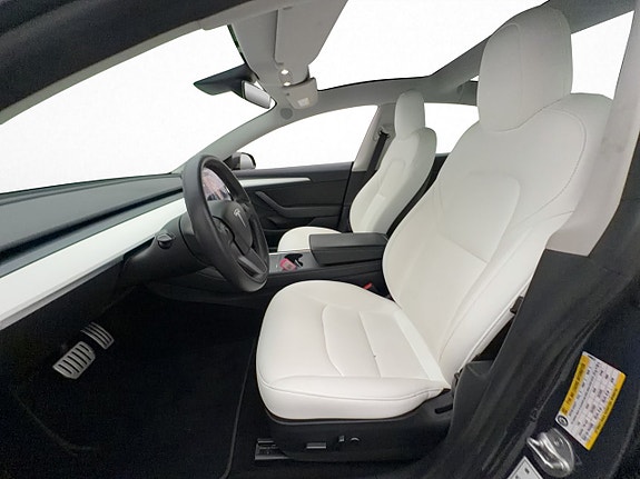 Tesla Model 3 13 of 30