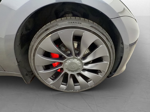 Tesla Model 3 11 of 30