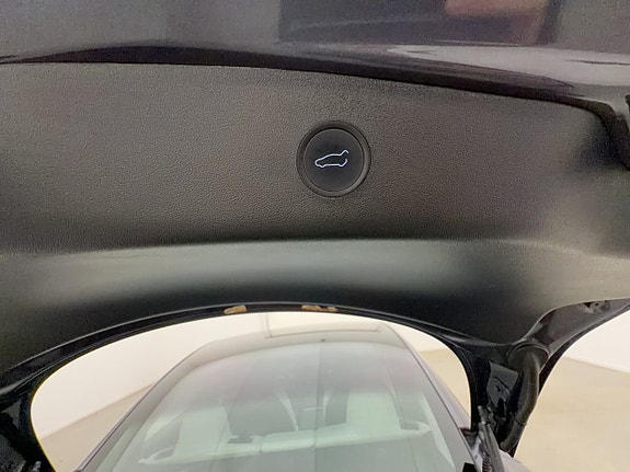 Tesla Model 3 19 of 30