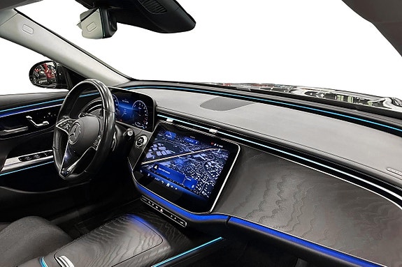 Mercedes-Benz E300 de 10 of 30