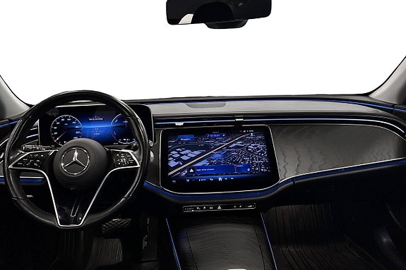 Mercedes-Benz E300 de 8 of 30