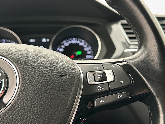Volkswagen Tiguan 17 of 30