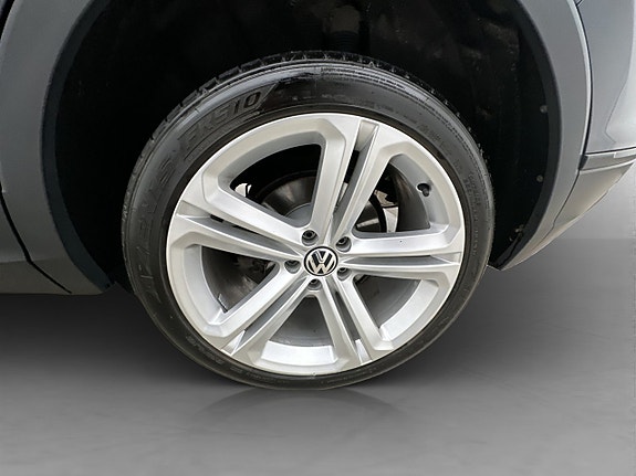 Volkswagen Tiguan 28 of 30