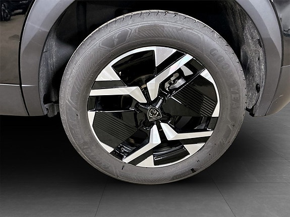Peugeot 2008 17 of 19