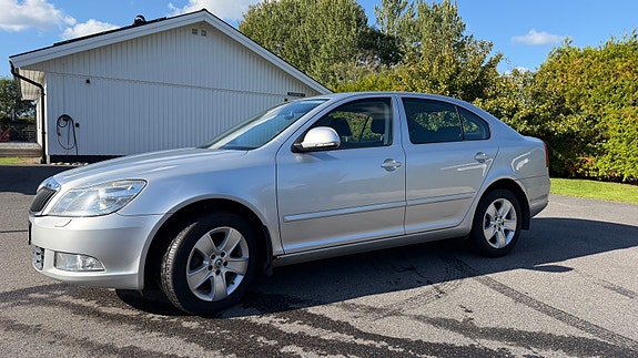 Skoda Octavia 3 of 9