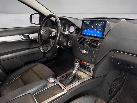 Mercedes-Benz C180 10 of 10