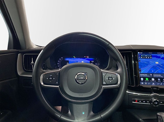 Volvo XC60 11 of 19