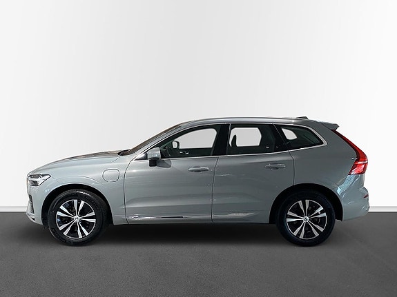 Volvo XC60 3 of 19