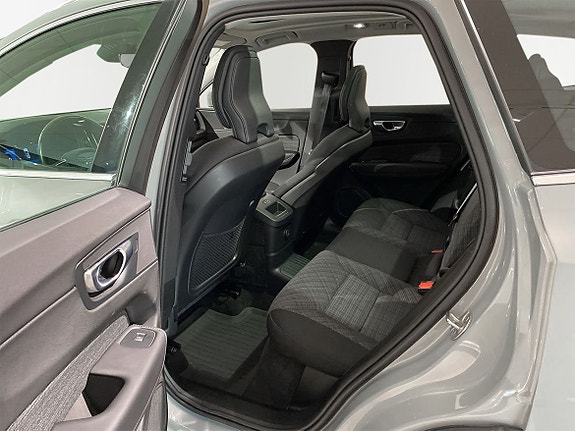 Volvo XC60 7 of 19