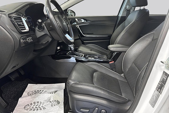 Kia Ceed 8 of 14
