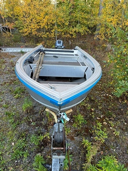 Buster XS aluminiumbåt med 15HK Yamaha inkl. 80-trailer. 3 of 6
