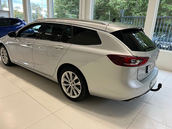 Opel Insignia 3 of 8