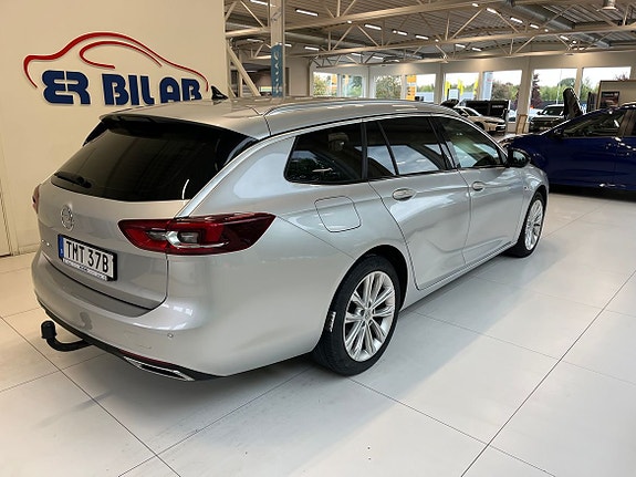 Opel Insignia 4 of 8