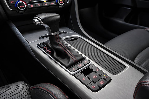 Kia Optima 14 of 28