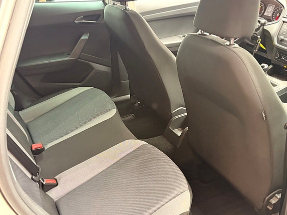 Seat Ibiza 14 of 16