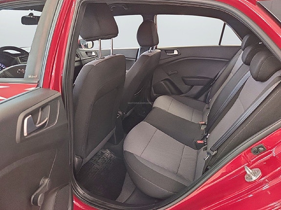 Hyundai i20 9 of 14