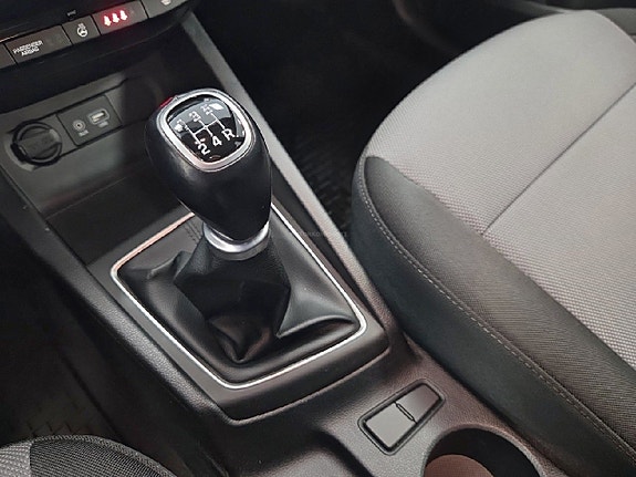 Hyundai i20 12 of 14