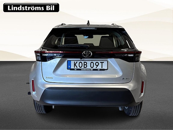 Toyota Yaris Cross 8 of 19