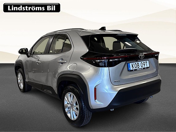 Toyota Yaris Cross 4 of 19