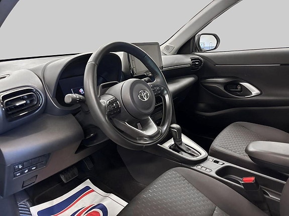 Toyota Yaris Cross 13 of 19