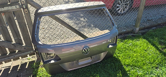 Volkswagen Passat 3 of 6