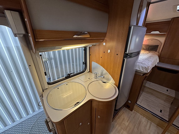 Hymer Eriba 8 of 12