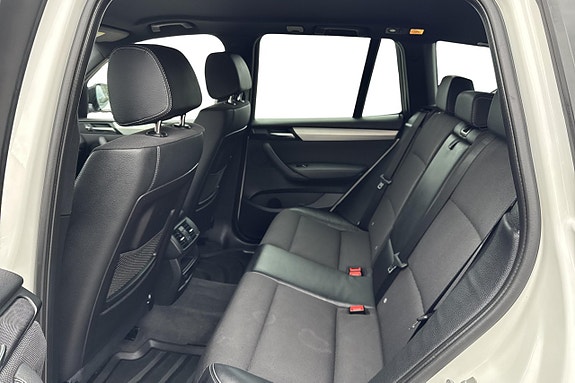 BMW X3 15 of 17