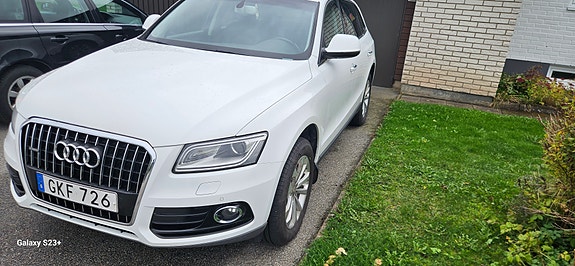 Audi Q5 2 of 11