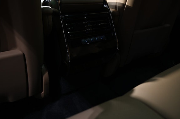 Land Rover Range Rover Sport 19 of 21