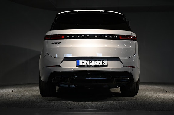 Land Rover Range Rover Sport 5 of 21
