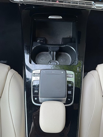 Mercedes-Benz A180 13 of 23