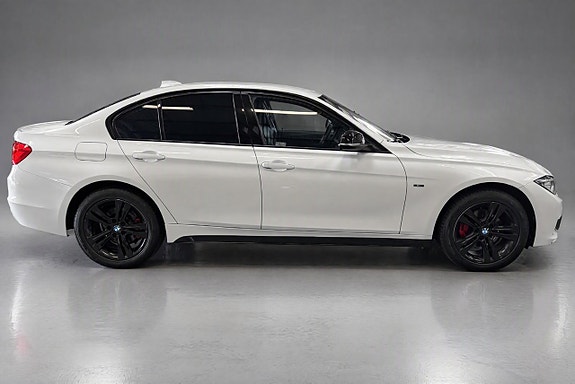 BMW 318d 6 of 9