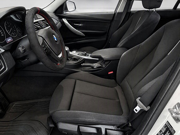 BMW 318d 9 of 9