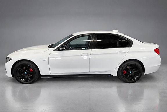 BMW 318d 4 of 9