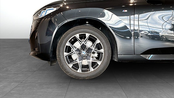BMW X3 9 of 9