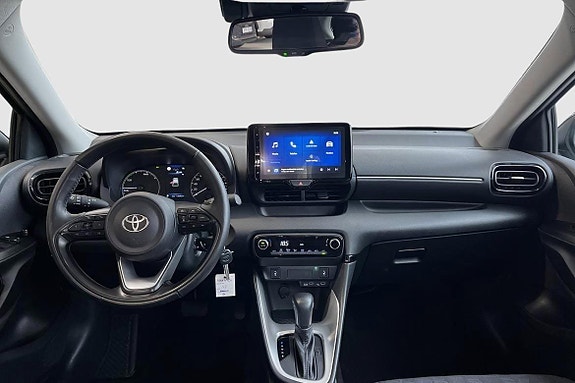 Toyota Yaris 10 of 13
