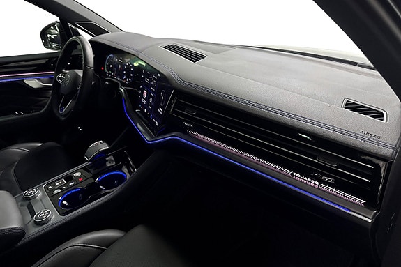 Volkswagen Touareg 13 of 19