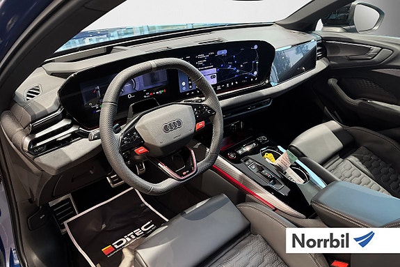 Audi RS5 12 of 23