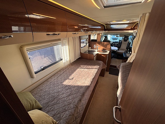 LMC Cruiser Comfort T712 Låga långbäddar - Automat - Separat dusch - Rymlig 21 of 24