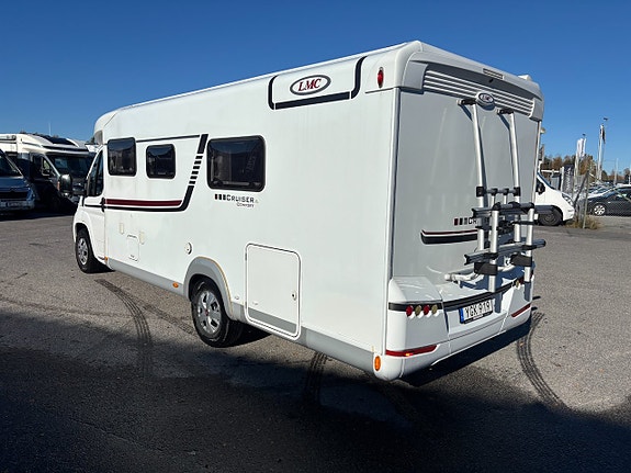 LMC Cruiser Comfort T712 Låga långbäddar - Automat - Separat dusch - Rymlig 5 of 24