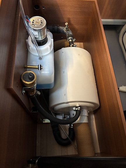 LMC Cruiser Comfort T712 Låga långbäddar - Automat - Separat dusch - Rymlig 24 of 24