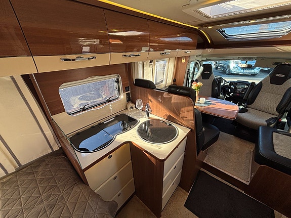 LMC Cruiser Comfort T712 Låga långbäddar - Automat - Separat dusch - Rymlig 22 of 24