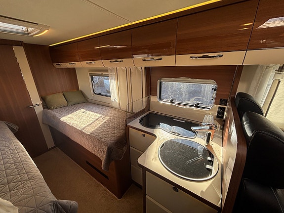 LMC Cruiser Comfort T712 Låga långbäddar - Automat - Separat dusch - Rymlig 16 of 24